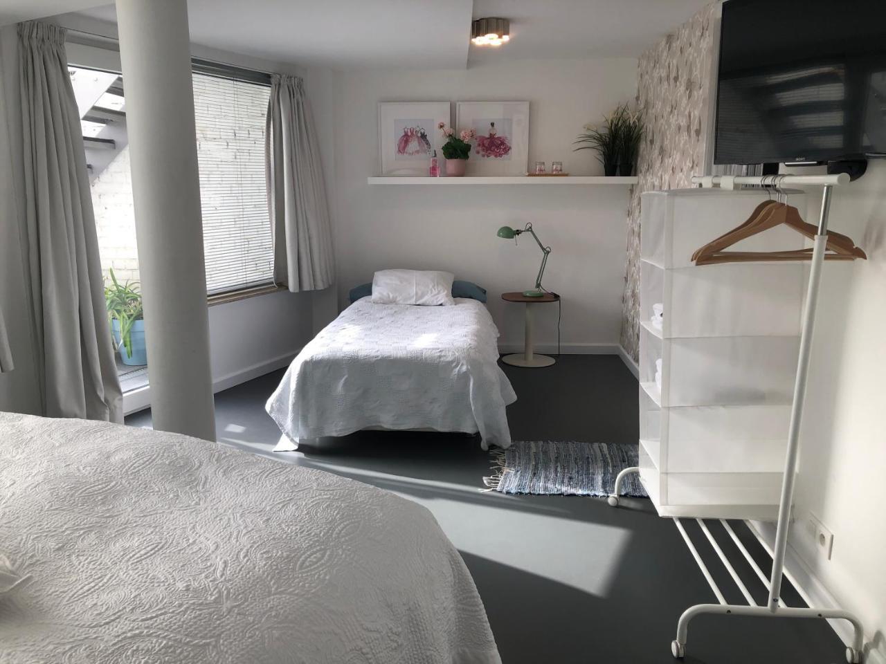 Guesthouse Poppies , Free Parking Ostende Exterior foto